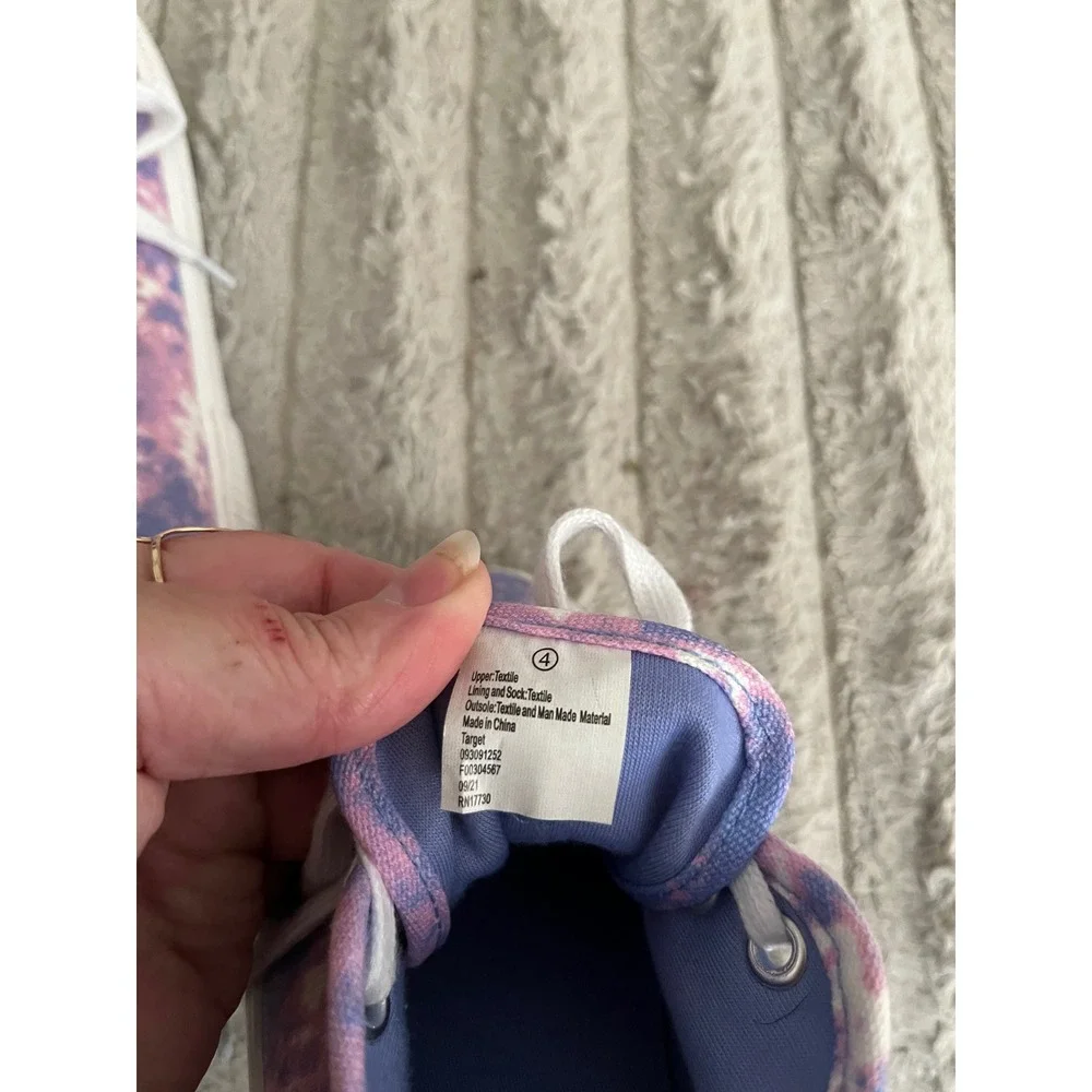 Cat & Jack Kids Tie Dye Canvas Sneakers Purple Pink Low Top Lace Up Size 4